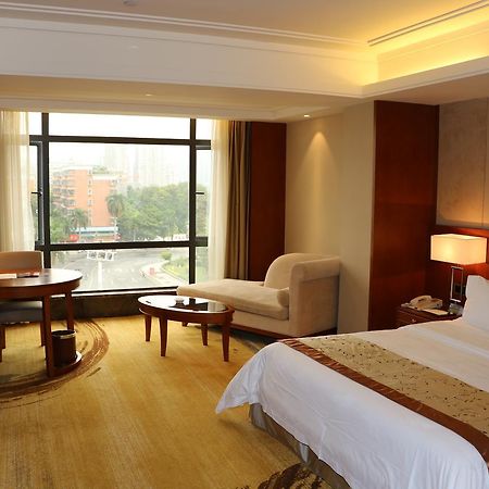 Rongjiang Hotel Jieyang Bagian luar foto