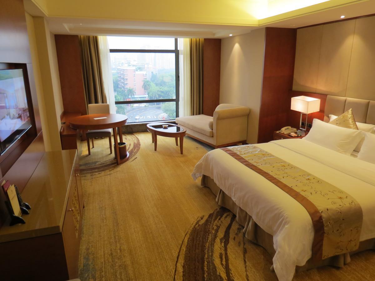 Rongjiang Hotel Jieyang Bagian luar foto