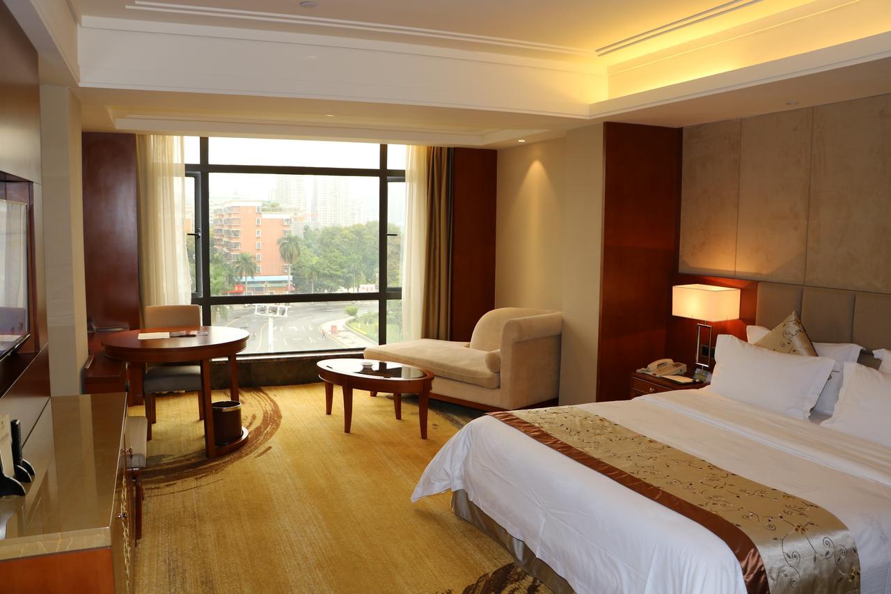 Rongjiang Hotel Jieyang Bagian luar foto