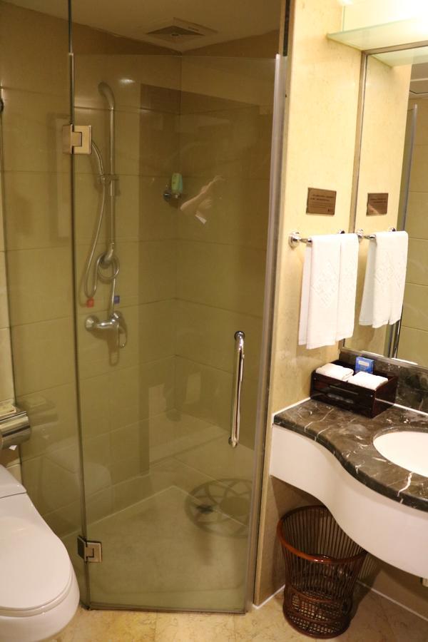 Rongjiang Hotel Jieyang Bagian luar foto
