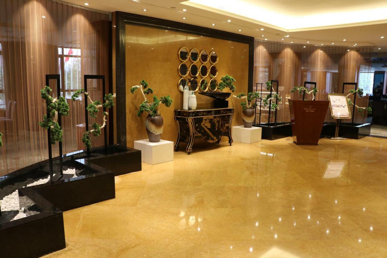 Rongjiang Hotel Jieyang Bagian luar foto
